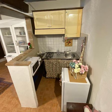 Torre Iolanda Bed and Breakfast Campagnano Di Roma Exteriör bild