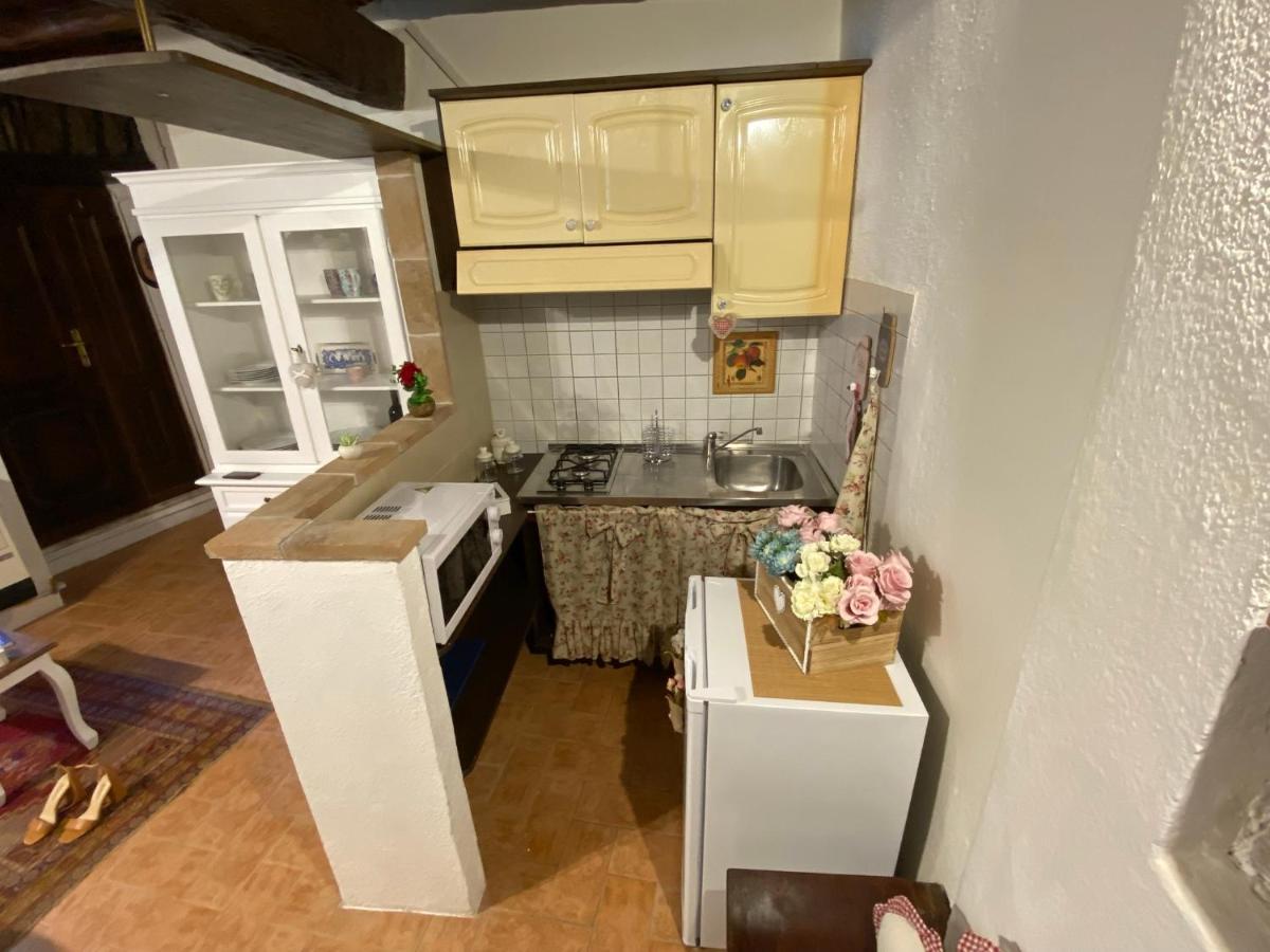 Torre Iolanda Bed and Breakfast Campagnano Di Roma Exteriör bild